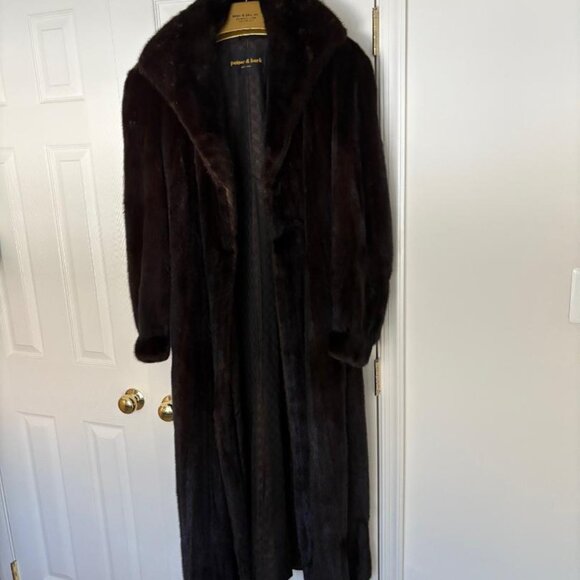 Full Length Designer Peiser and Berk Blackglama Mink Fur Coat - Picture 2 of 4